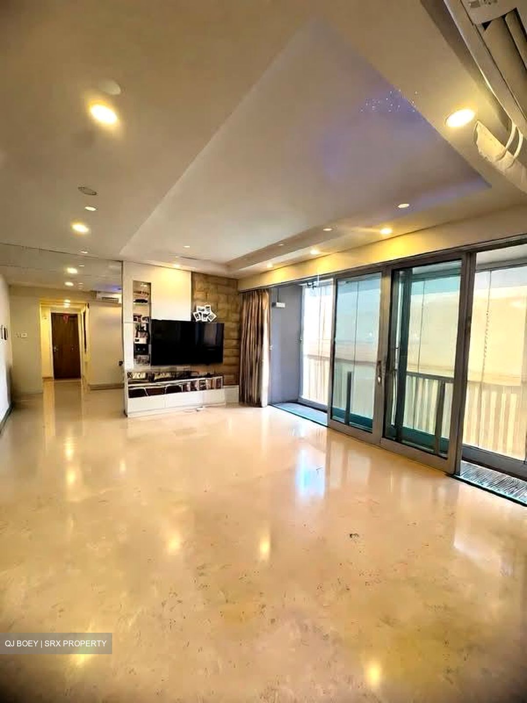 Waterfront Key (D16), Condominium #562058391